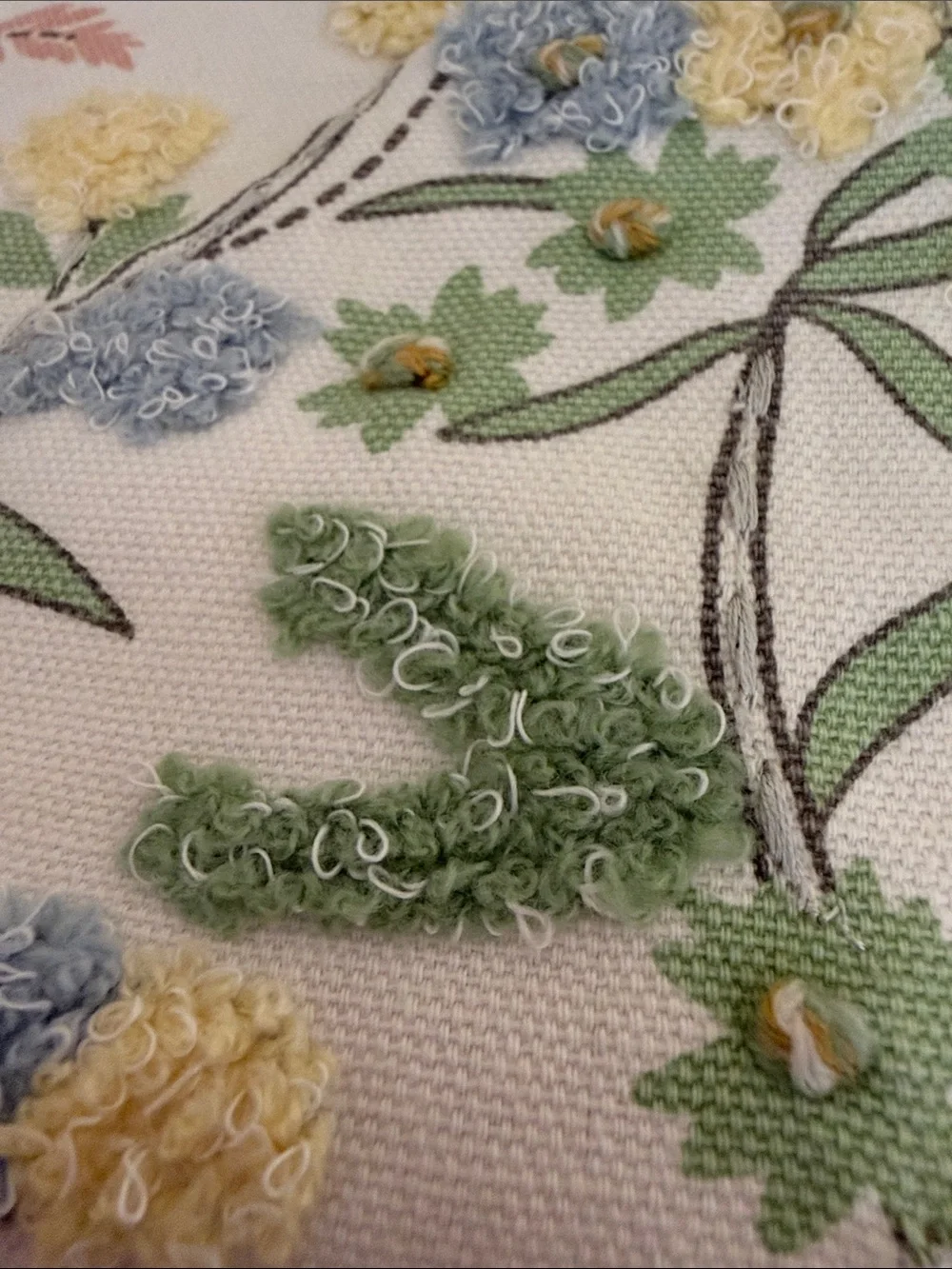 Secret Celebrity wild flower table runner